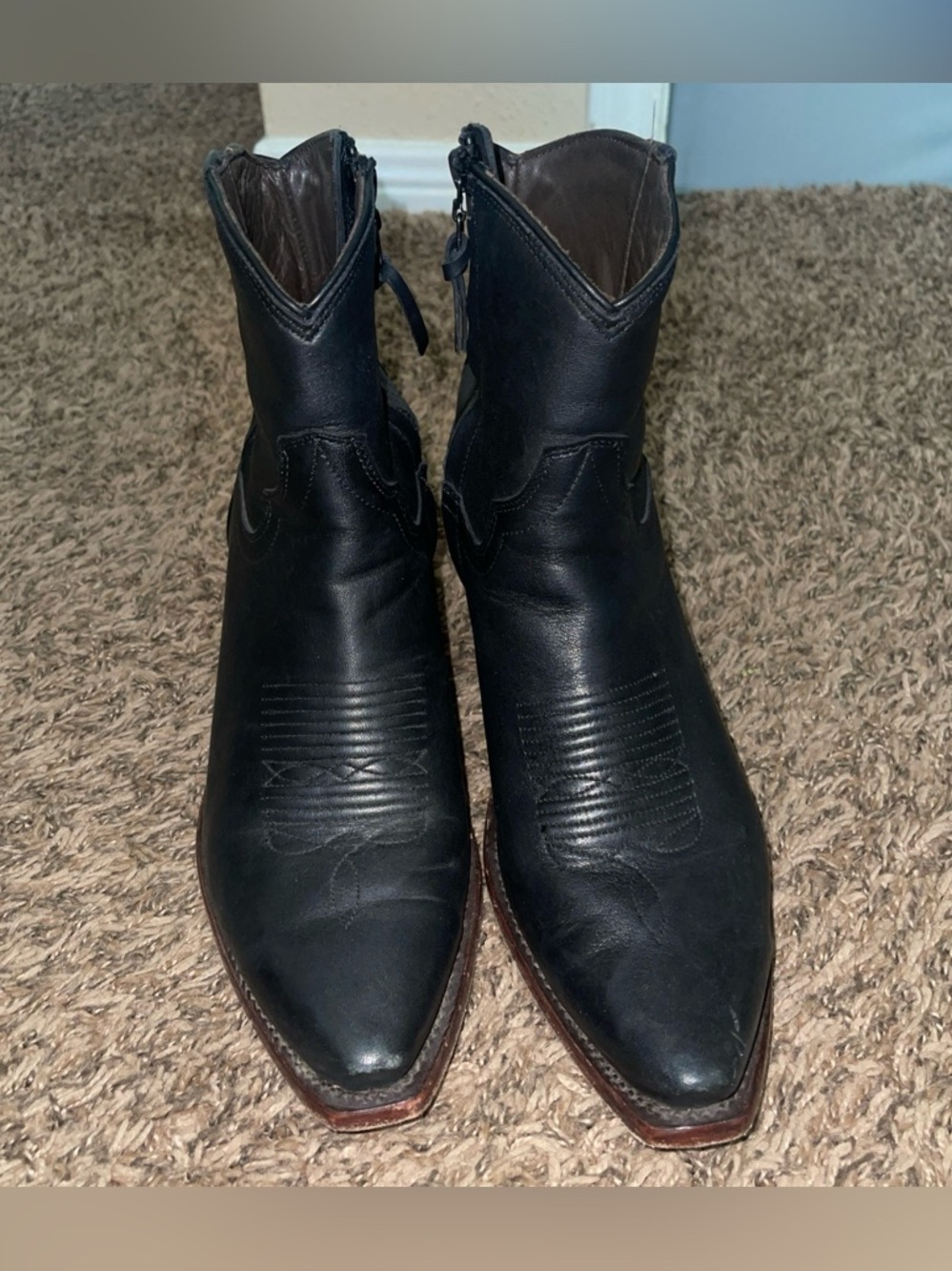 Tecovas The Daisy Scotch Western Ankle Boots 10B, Black